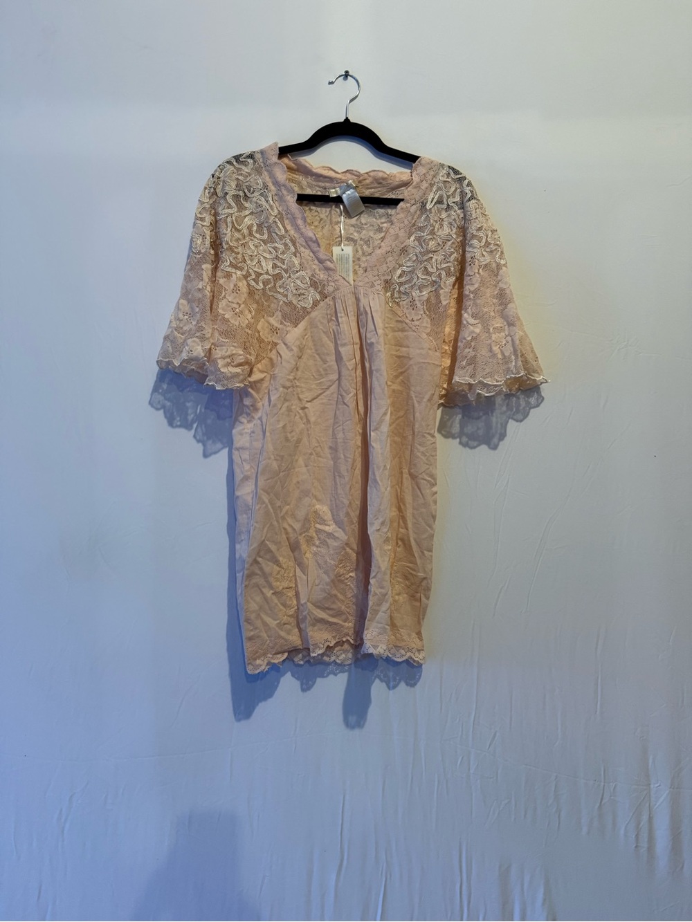 GOLD HAWK Women's Floral Lace Overlay Blouse Size S
